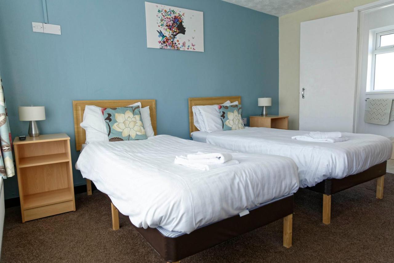 Sand Bay Holiday Village - Adults Only Weston-super-Mare Exteriör bild