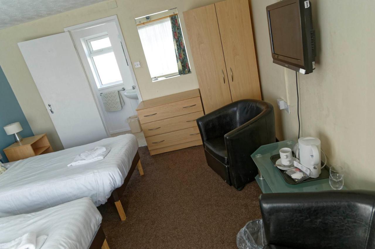 Sand Bay Holiday Village - Adults Only Weston-super-Mare Exteriör bild