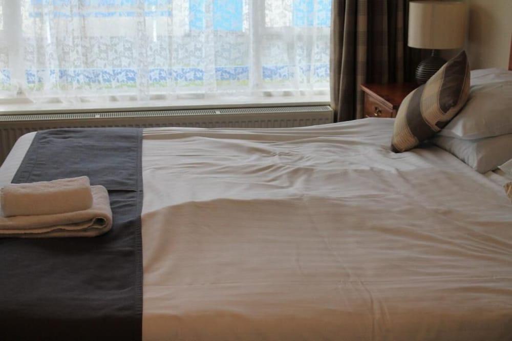 Sand Bay Holiday Village - Adults Only Weston-super-Mare Exteriör bild